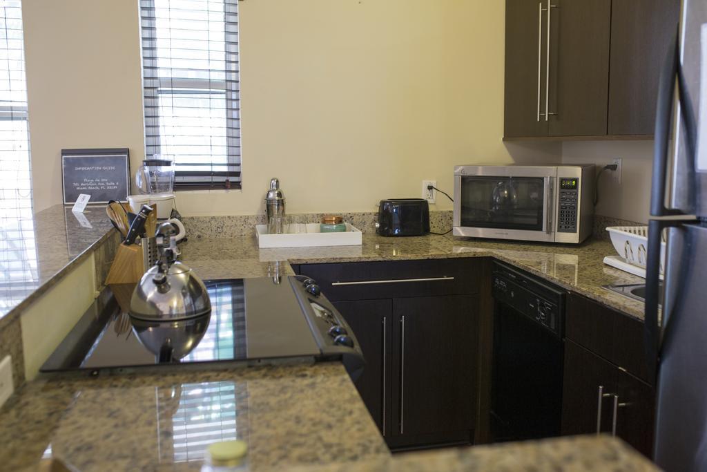 الشقق الفندقية ميامي بيتشفي  751 Meridian House المظهر الخارجي الصورة